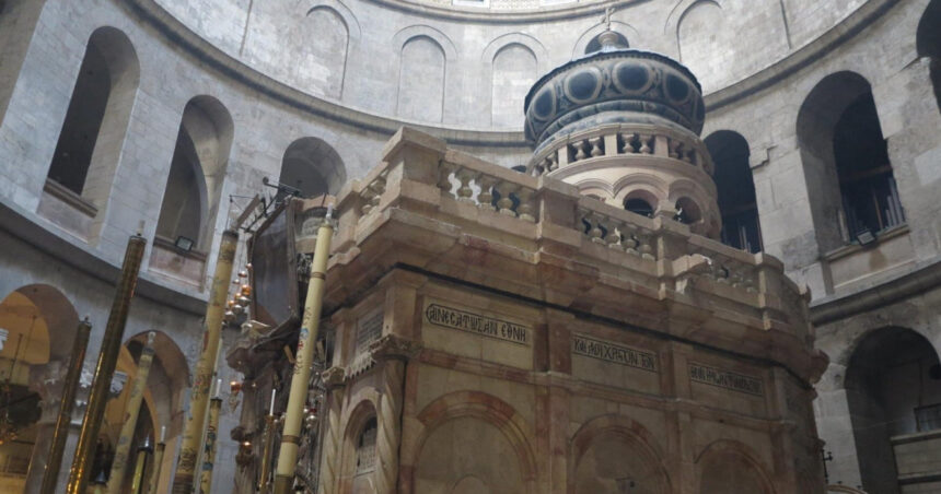 video biserica sfantului mormant a fost redeschisa dupa 40 de zile de restrictii impuse din cauza razboiului din orientul mijlociu 69d7b9184c9df