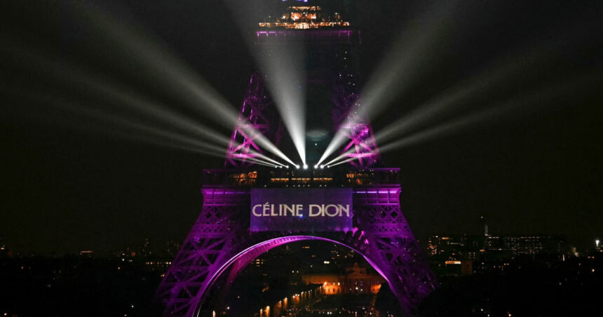 video celine dion si a anuntat revenirea pe scena cu un mesaj pe turnul eiffel cantareata va sustine o serie de concerte la paris 69d3322b7cd87