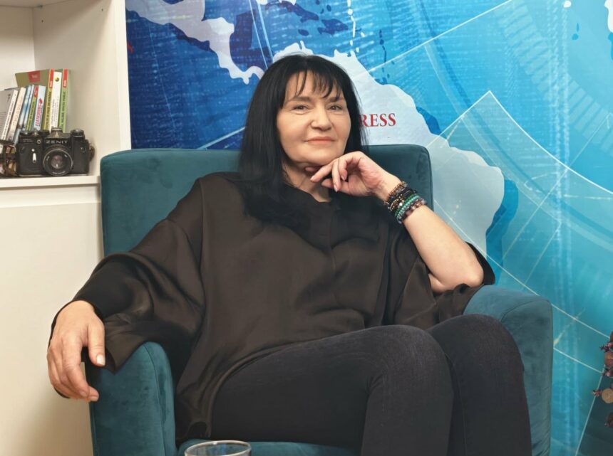 video decanul daniela vitcu detalii despre pepiniera de artisti facultatea de arte din cadrul universitatii ovidius iese in lumina la constanta 69cda2c4ee4e3