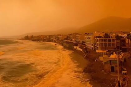 video imagini spectaculoase cu norul de praf saharian ce a acoperit turcia 69d011387fc9d