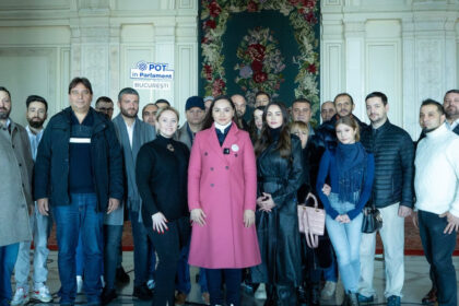 video mai multi senatori si deputati intrati pe listele pot in parlament anunta ca nu vor vota motiunea psd aur 69f22524104c5