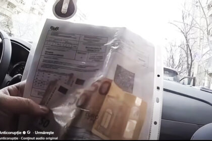 video momentul filmat in care o soferita vrea sa dea mita unui politist nu putem sa rezolvam altfel 69dd20917ddc0