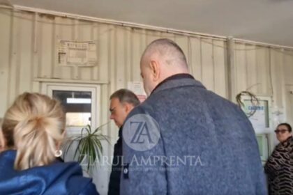 video primarul vergil chitac a ajuns in cartierul henri coanda in contextul incendiului de aseara 69df3a60e65f9