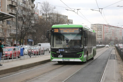 video propunere controversata fara autobuze si tramvaie in bucuresti ideea unei avocate aur a starnit dezbateri aprinse in mediul online 69f22c57148bf