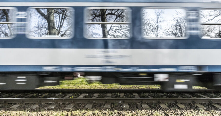 video puteam sa nu mai fiu aici marturia cutremuratoare a unui tanar electrocutat dupa s a urcat pe un tren mesajul lui pentru tineri 69cf550483312