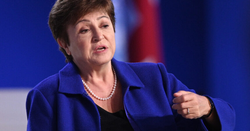 video sefa fmi avertizeaza crizele suprapuse risca sa mentina ridicat pretul energiei kristalina georgieva petrolul scump si in 2027 69dfd6e9245b1