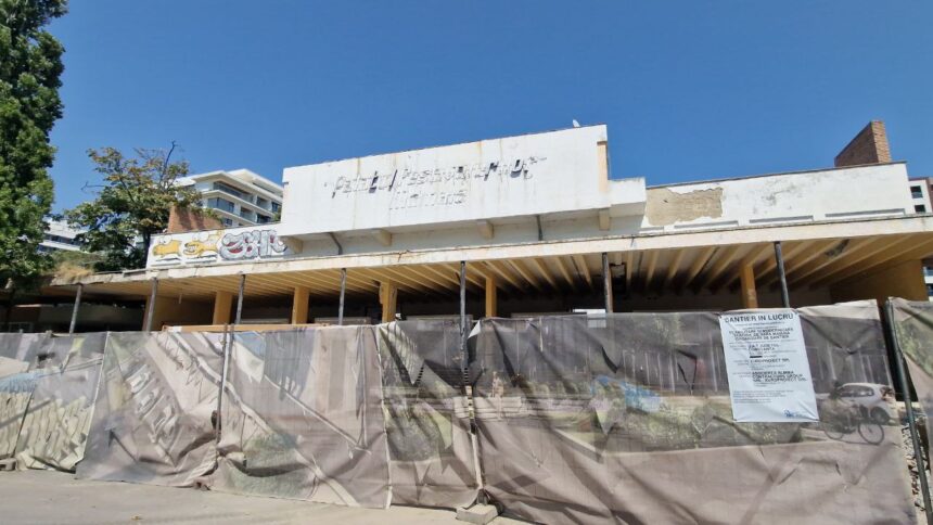 video teatrul de vara mamaia va gazdui festivalul mamaia anul viitor lucrarile s au reluat acum dupa ce compania care se ocupa initial de contract a intrat in insolventa 69e77ee14e0e2