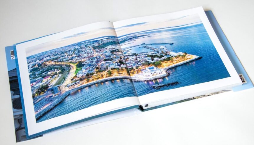 adrian siea lanseaza duminica la cazino un proiect editorial bilingv dedicat orasului constanta 69fc54132e1e5