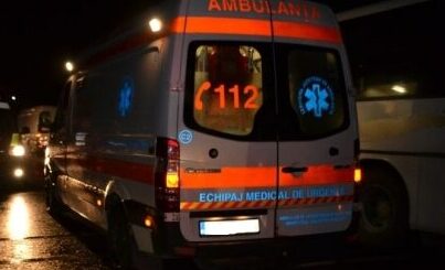 ambulanta saj constanta implicata intr un accident intre deleni si petrosani asistenta ranita 6a06bce8ea562