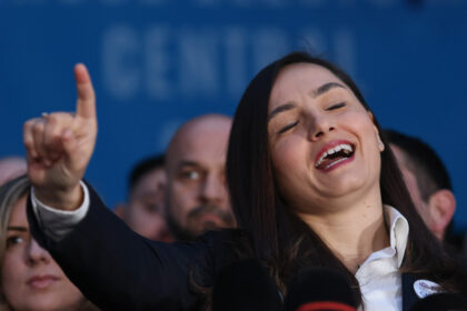 anamaria gavrila dupa discutiile cu nicusor dan pot va sustine orice formula pro occidentala de guvernare 6a0b2768a17ee