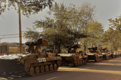 armata scoate tehnica militara pe strazi exercitiile la care vor fi trageri fictive si cu munitie reala 6a01d079444ec