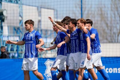 au luat titlul juniorii sub 17 ani de la farul constanta sunt campionii romaniei 6a01de464aba1