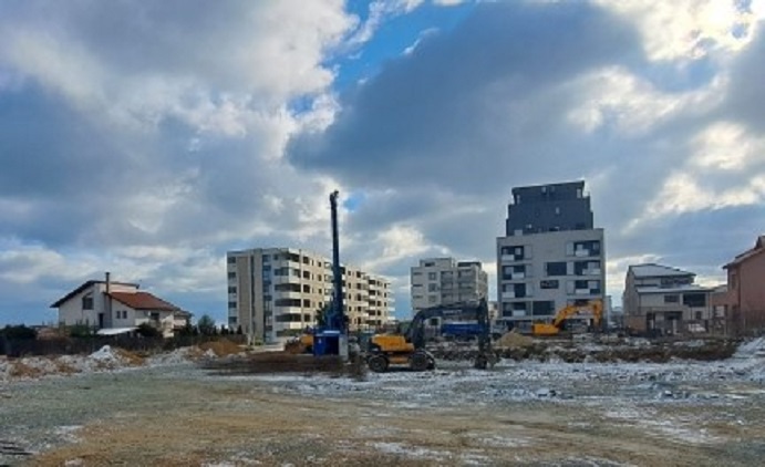 bela tanase poate continua lucrarile la blocul de 7 etaje de la palazu mare instanta a respins suspendarea lucrarilor 6a047245a2c51