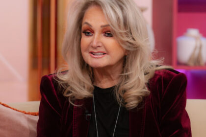 bonnie tyler in coma indusa dupa ce starea ei de sanatate s a inrautatit in urma unei interventii chirurgicale 6a00df4da9e59