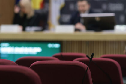 consilierii generali ai capitalei dezbat azi bugetul pe 2026 si reorganizarea politiei locale intr o sedinta extraordinara 69f9af3865f54