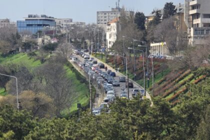 constanta puhoi de lume in zona peninsulara autobuzele de pe linia 42 nu mai ajung temporar in portul tomis traseul scurtat pana la poarta 1 6a1bff05baa89