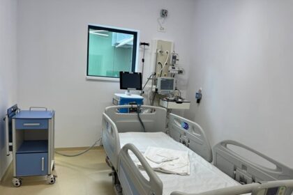 dosarul ce vizeaza acuzatiile de malpraxis de la spitalul de boli infectioase constanta in care se cer daune de 300 000 de euro se va judeca la sectia i civila a tribunalului a decis curtea de apel 6a0deb8ac5047