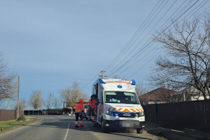 doua masini s au ciocnit in ovidiu a fost chemata ambulanta 6a01b9bb7ca51