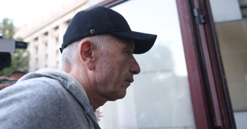 e batuta in cap discutii despre interventii politice pentru un proiect cu eoliene in biroul procurorului gigi stefan stenograme 6a072f167f9a9