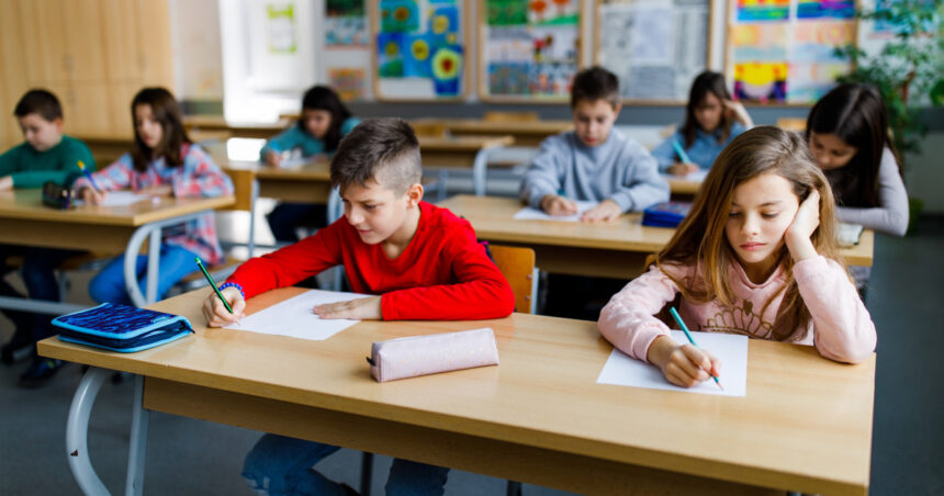 evaluarea nationala 2026 clasa a ii a elevii sustin astazi proba la matematica si explorarea mediului cum sunt structurate cerintele 6a0549eecfdf0