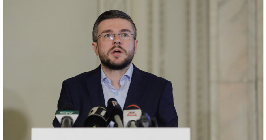 exclusiv irineu darau socat de minciuna din politica azi stai in fata si esti sigur ca spun adevarul iar a doua zi fac exact opusul 6a09d2355204d
