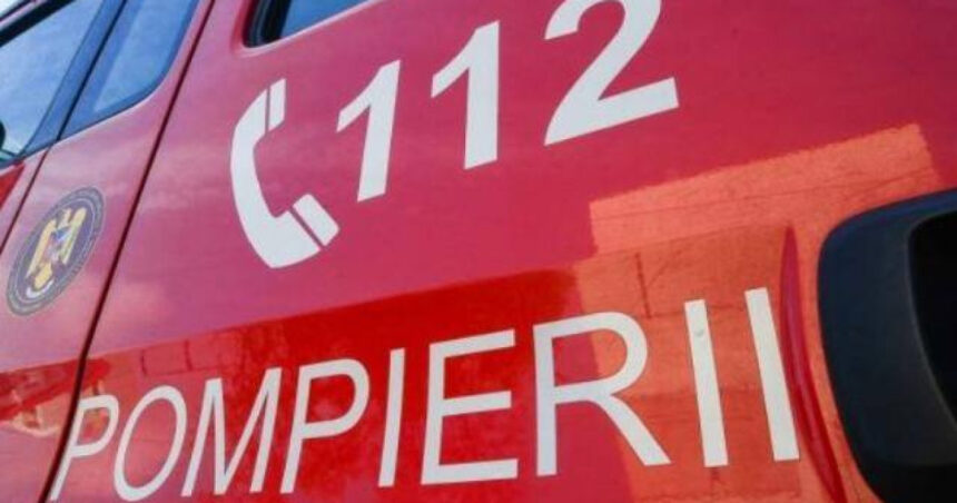 explozie la o hala din targoviste peste 40 de persoane au iesit din cladire o persoana ranita a fost transportata la spital 6a058945048b3