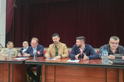 live foto video consiliul local cernavoda convocat in sedinta extraordinara pentru desemnarea viceprimarului reorganizarea primariei a treia oara pe ordinea de zi 69fdef62c88b9