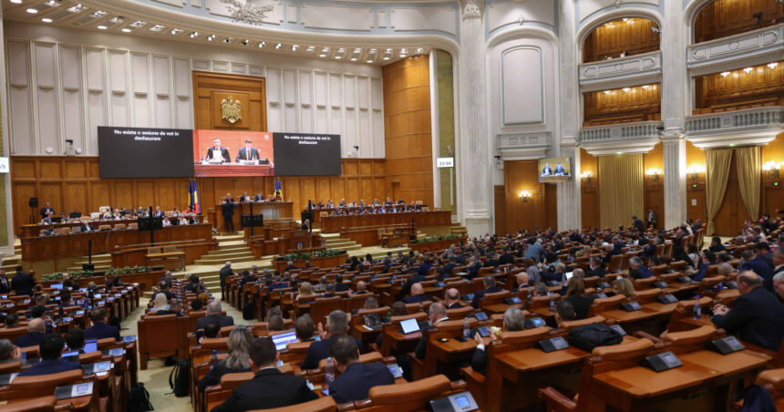 mai mult de doua treimi dintre romani considera ca este momentul schimbarii complete a clasei politice sondaj 6a16acb3cc2b4