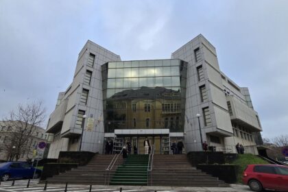 mihaela cristina gradinariu vicepresedinte al curtii de apel constanta eliberata din functie presedintele a semnat astazi decretul 6a0315be15cb5