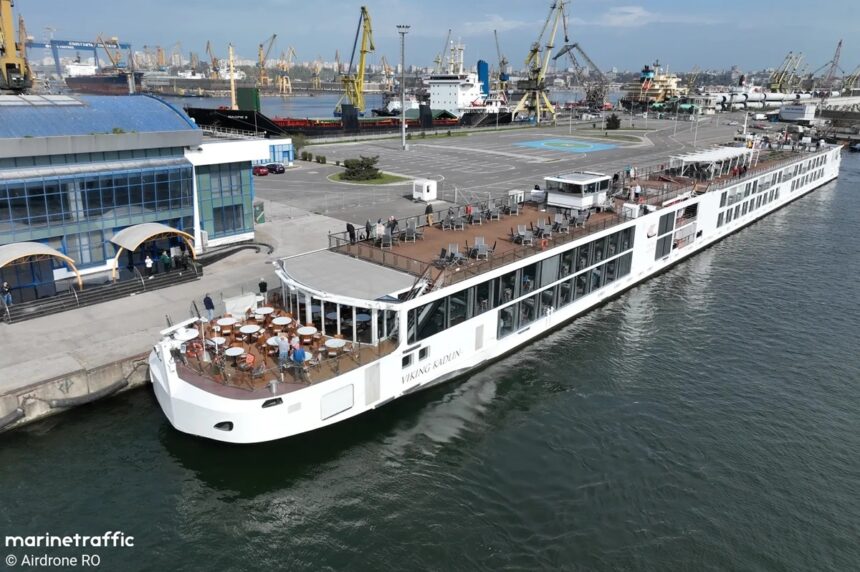nava viking kadlin revine la constanta iata cati turisti sunt la bord si ce obiective vor vizita 69fee927b5bed