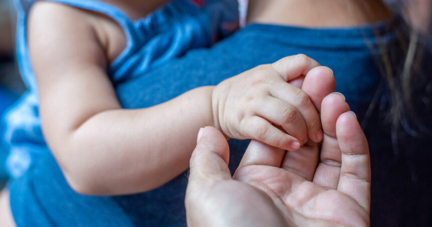 proiect in parlament procedura mai rapida pentru copiii adoptati care vor sa isi cunoasca parintii biologici 6a0194ba3ec29
