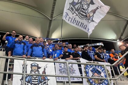 ruptura totala intre fanii farului si conducere gica popescu contestat si de tribuna b 6a0ad2769ce2f