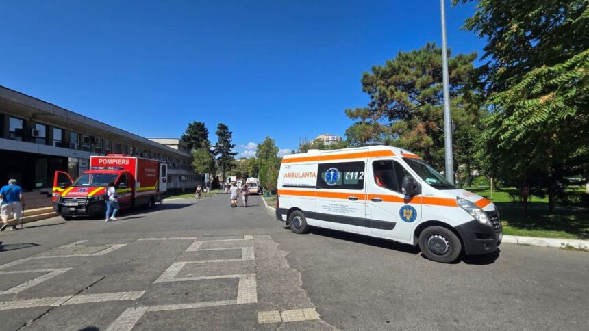 salvatorii din cadrul saj constanta peste 280 de interventii in 24 de ore mai mult de 200 de pacienti transportati la spital 69f70a92951f9