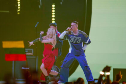 satoshi reprezentantul r moldova la eurovision reactioneaza in scandalul provocat de votul juriului nu alimentati ura 6a09e3a4d1954