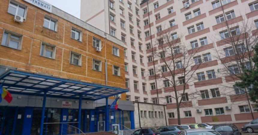 scandal la spitalul judetean botosani barbat retinut dupa ce a jignit cadrele medicale si a distrus o imprimanta 6a1b31561e15e