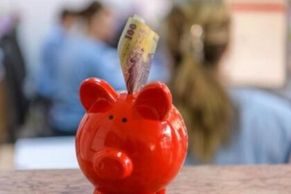 se schimba legea care vor fi salariile profesorilor ale politistilor medicilor si judecatorilor cine va castiga cel mai mult 6a129dd841a55