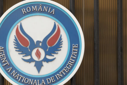 senatul a votat numirea unui nou sef la ani bogdan alexandru sticlosu a fost consilier al lui mihai tudose si al lui daniel chitoiu 6a15ced6740ad