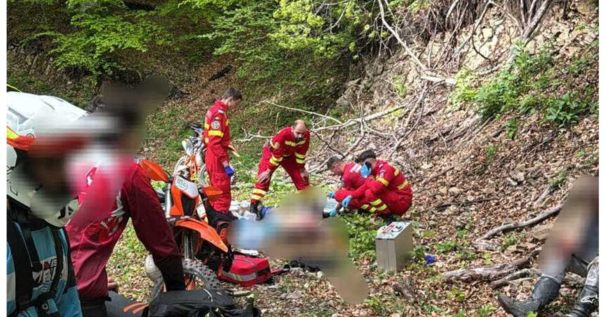 tragedie in bistrita nasaud un tanar de 19 ani a murit dupa ce a cazut cu motocicleta intr o prapastie 6a08a3be5daaa