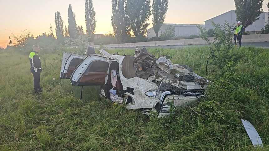 tragedie un tanar de 19 ani si a pierdut viata in urma unui accident groaznic 6a154f19d47bb