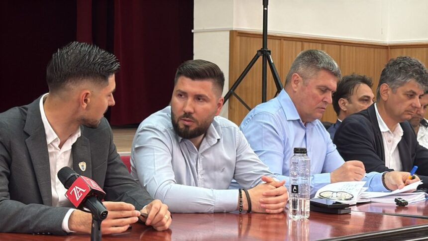 update sedinta s a anulat consilierii locali din cernavoda vor sa il schimbe din functie pe viceprimarul catalin apostol 6a01eab21f7bc