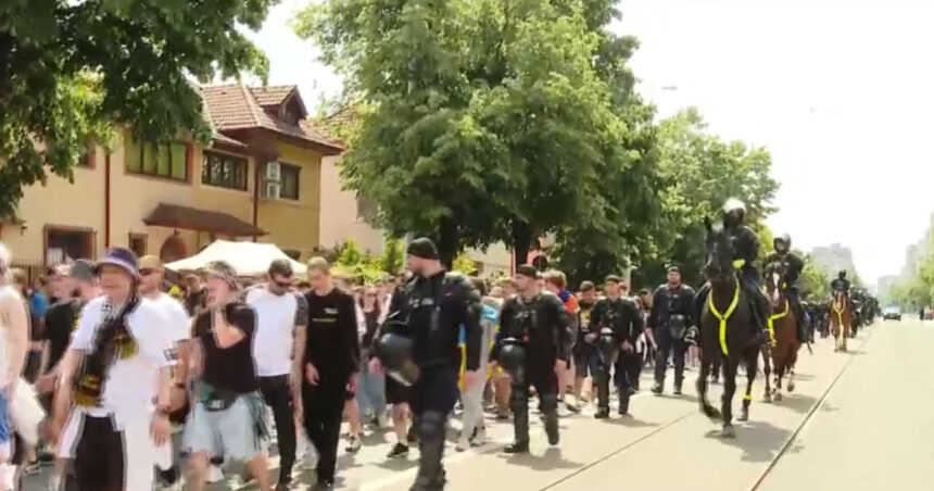video concert cu risc in bucuresti mii de fani ai artistului max korzh sunt pe strazi politia este in alerta 6a11bb1487966