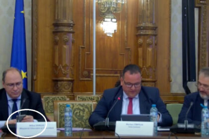 video eleva de clasa a v a discurs in lacrimi despre presiunea din scoala in timp ce ministrul educatiei statea pe telefon 6a16a5b1efade
