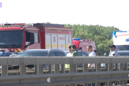 video exclusiv accident in lant cu 7 masini pe a3 pe sensul spre bucuresti autostrada a fost inchisa traficul a fost deviat 69f759b76df27