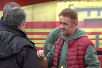 video imi tremura genunchii de fericire momentul in care parintii lui alexandru ajung la fiul lor gasit in padure dupa trei zile 6a0473903c476