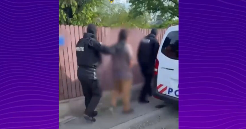 video perchezitii la zeci de soferi stb suspectati ca au furat peste o tona de motorina si piese de schimb din societate 69fc7579d54c6