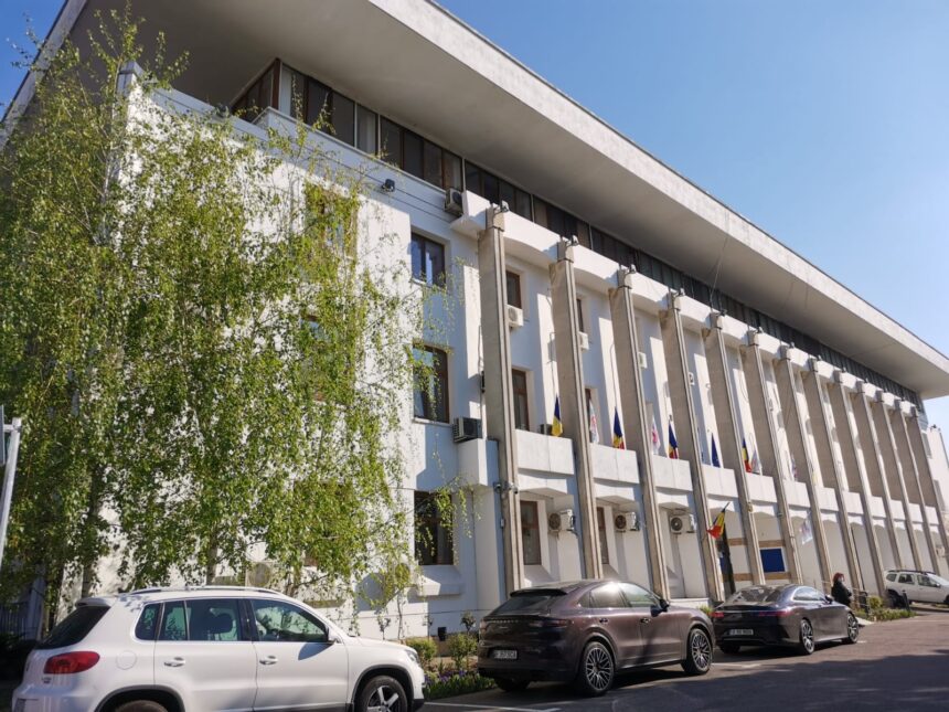 voi stiti ce salarii au directorii subordonatelor primariei constanta cel mai mic salariu il are directorul csm constanta campion este 6a06614991872