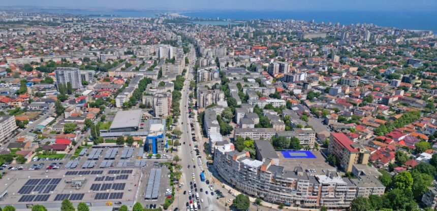 vreme instabila la constanta de zilele orasului ploi descarcari electrice si rafale de vant in weekend 6a0ea5e99e39a