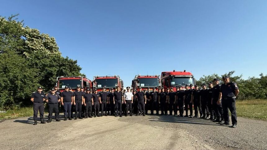 40 de pompieri romani au plecat in franta pentru a ajuta la stingerea incendiilor de vegetatie 6a41134a54be3