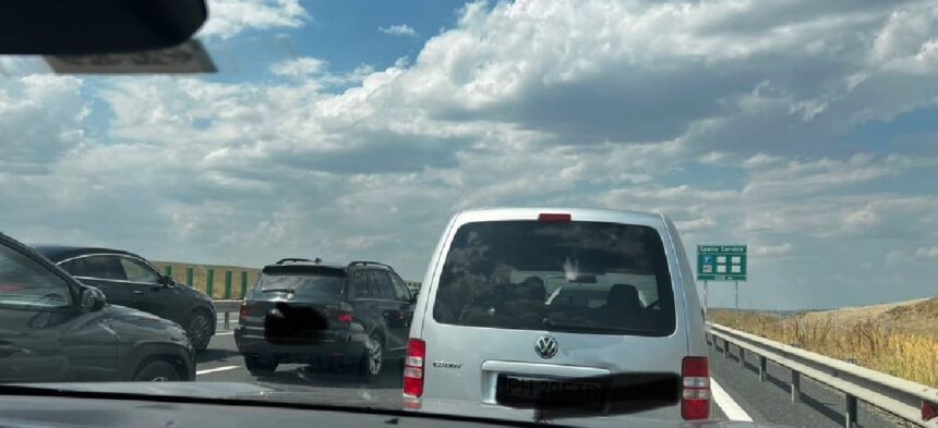 5 masini s au ciocnit pe autostrada a2 in zona cernavoda pe sensul catre bucuresti 6a41608cc1ca3