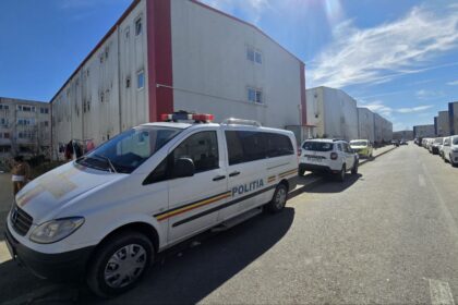 accident grav in cartierul henri coanda din constanta un copil a fost lovit de masina 6a2a9835d2549